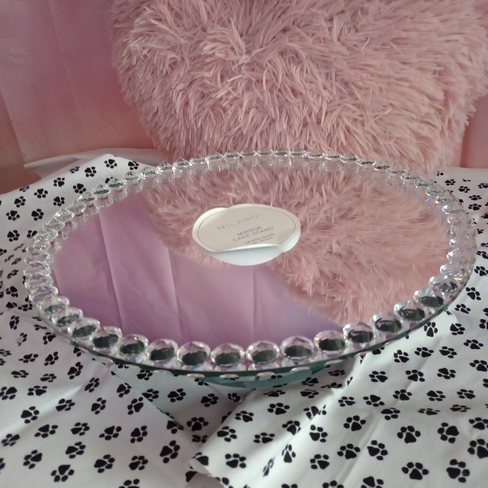 Cake base